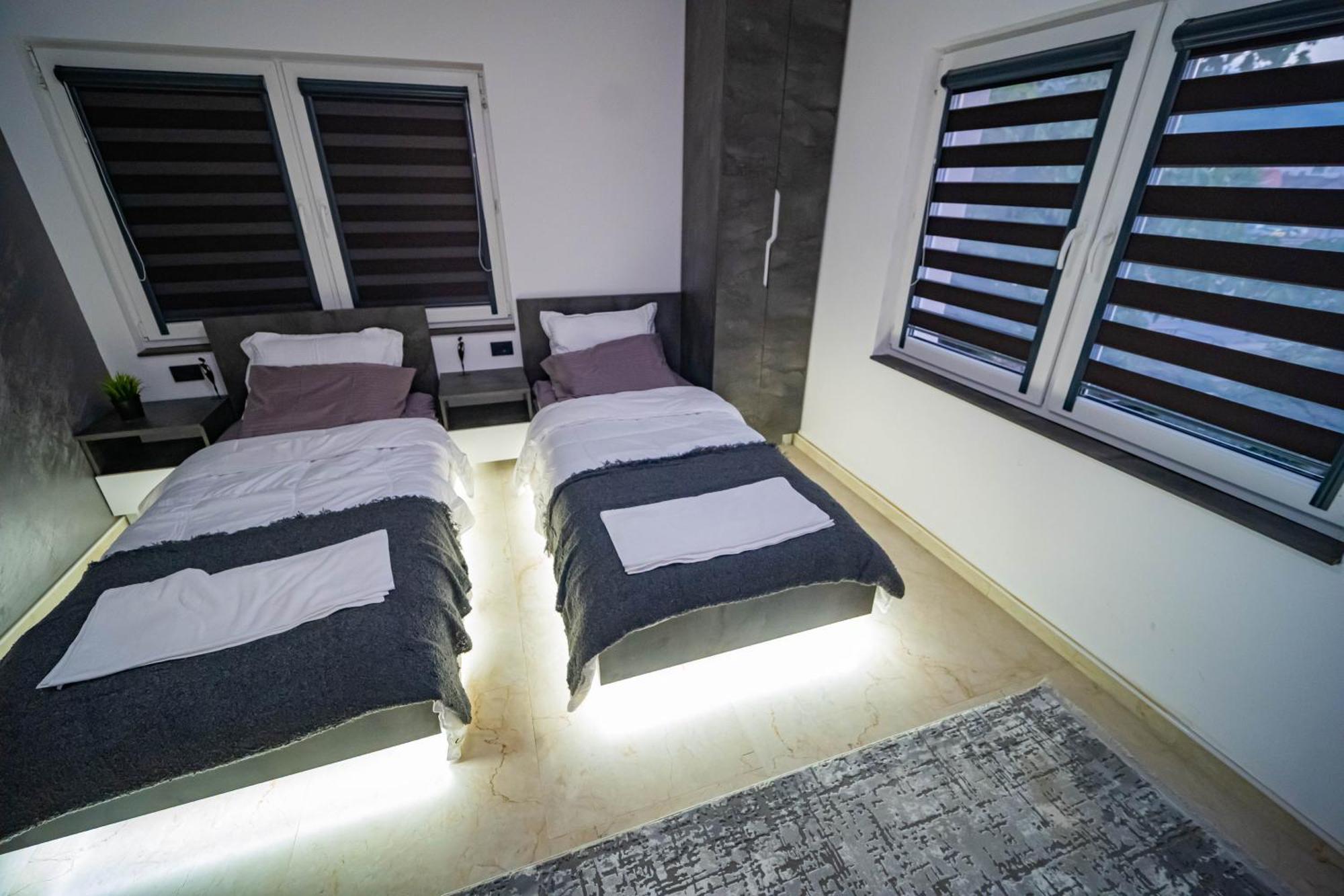 Home Luxury Suites Kriva Palanka Buitenkant foto