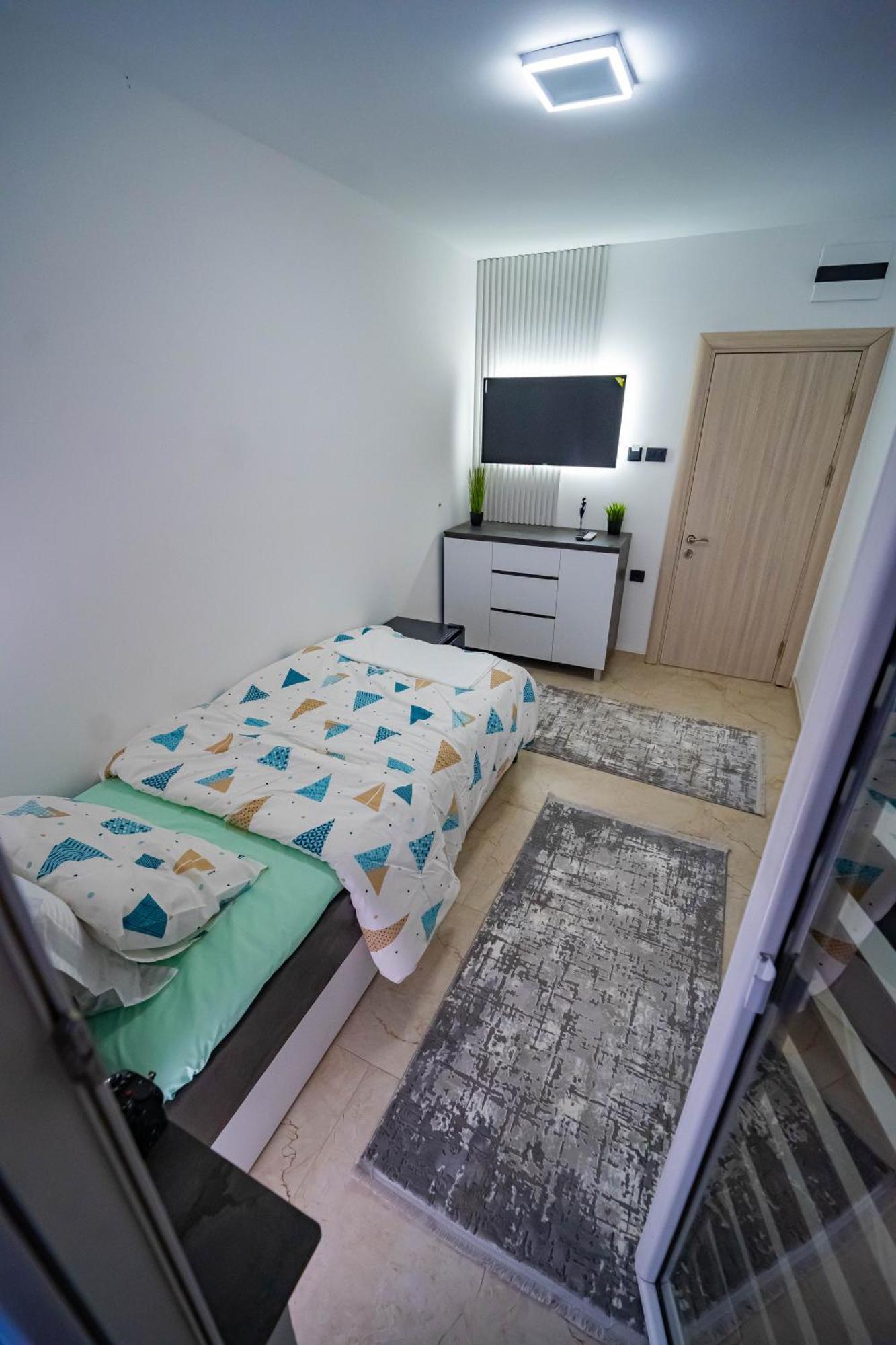 Home Luxury Suites Kriva Palanka Buitenkant foto