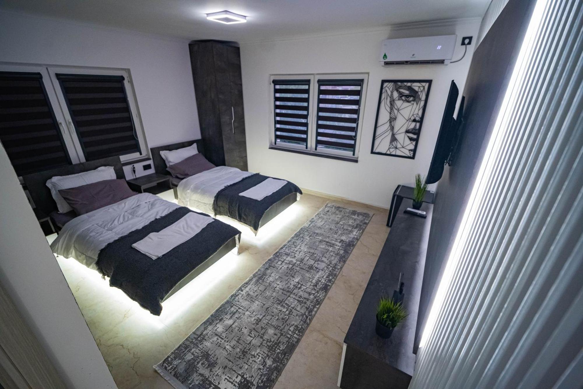 Home Luxury Suites Kriva Palanka Buitenkant foto