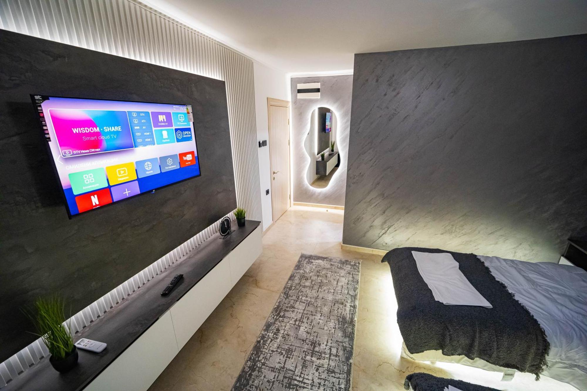 Home Luxury Suites Kriva Palanka Buitenkant foto