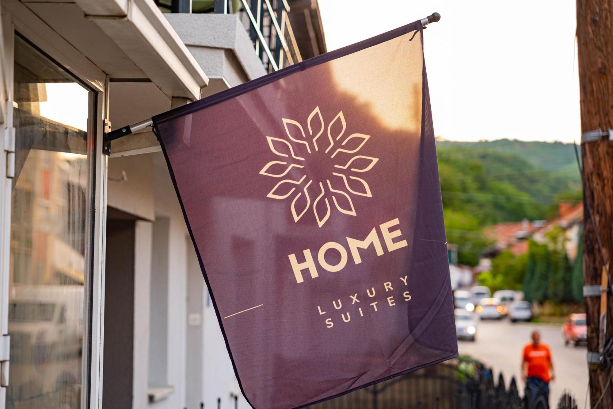 Home Luxury Suites Kriva Palanka Buitenkant foto