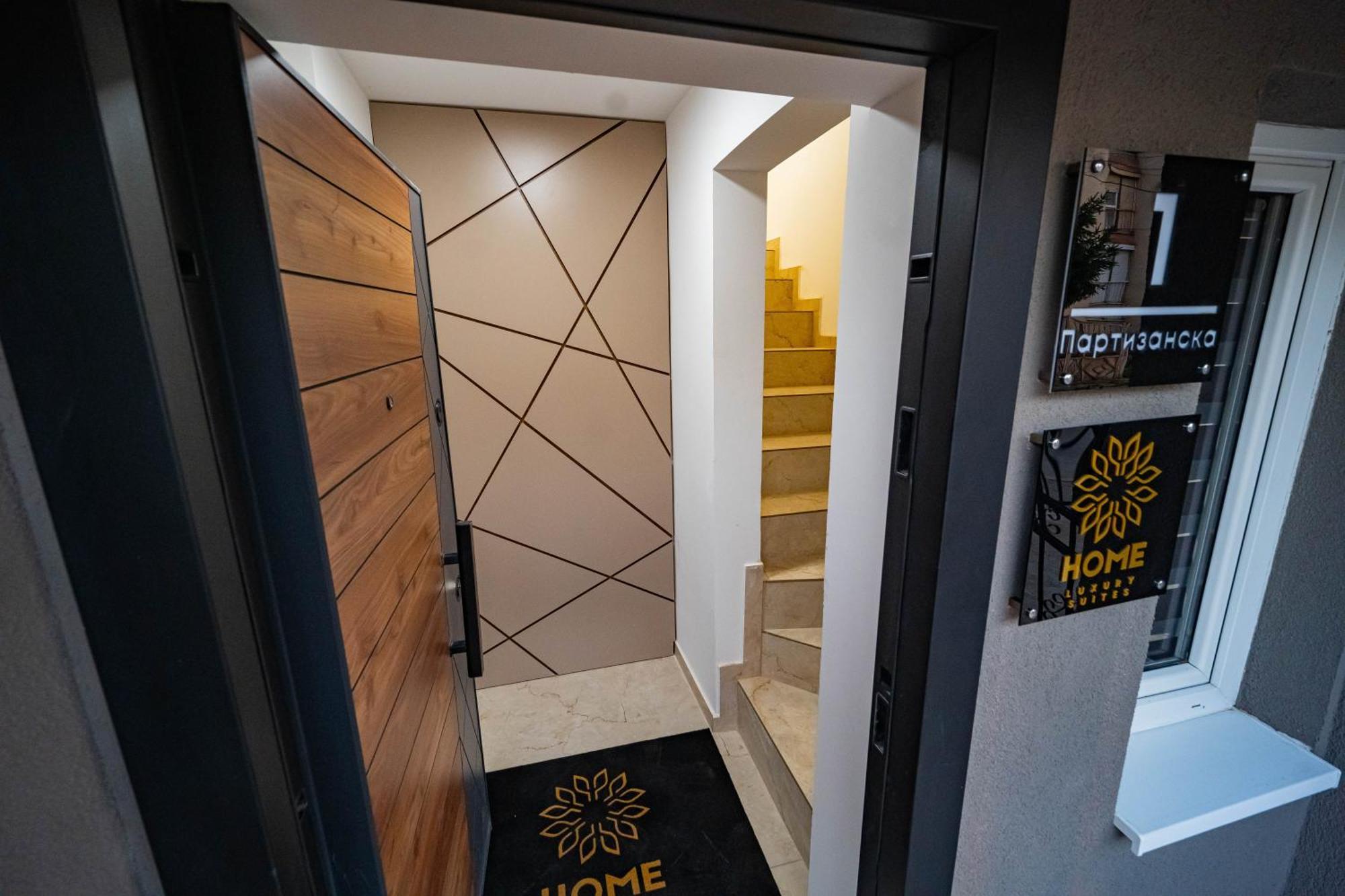 Home Luxury Suites Kriva Palanka Buitenkant foto